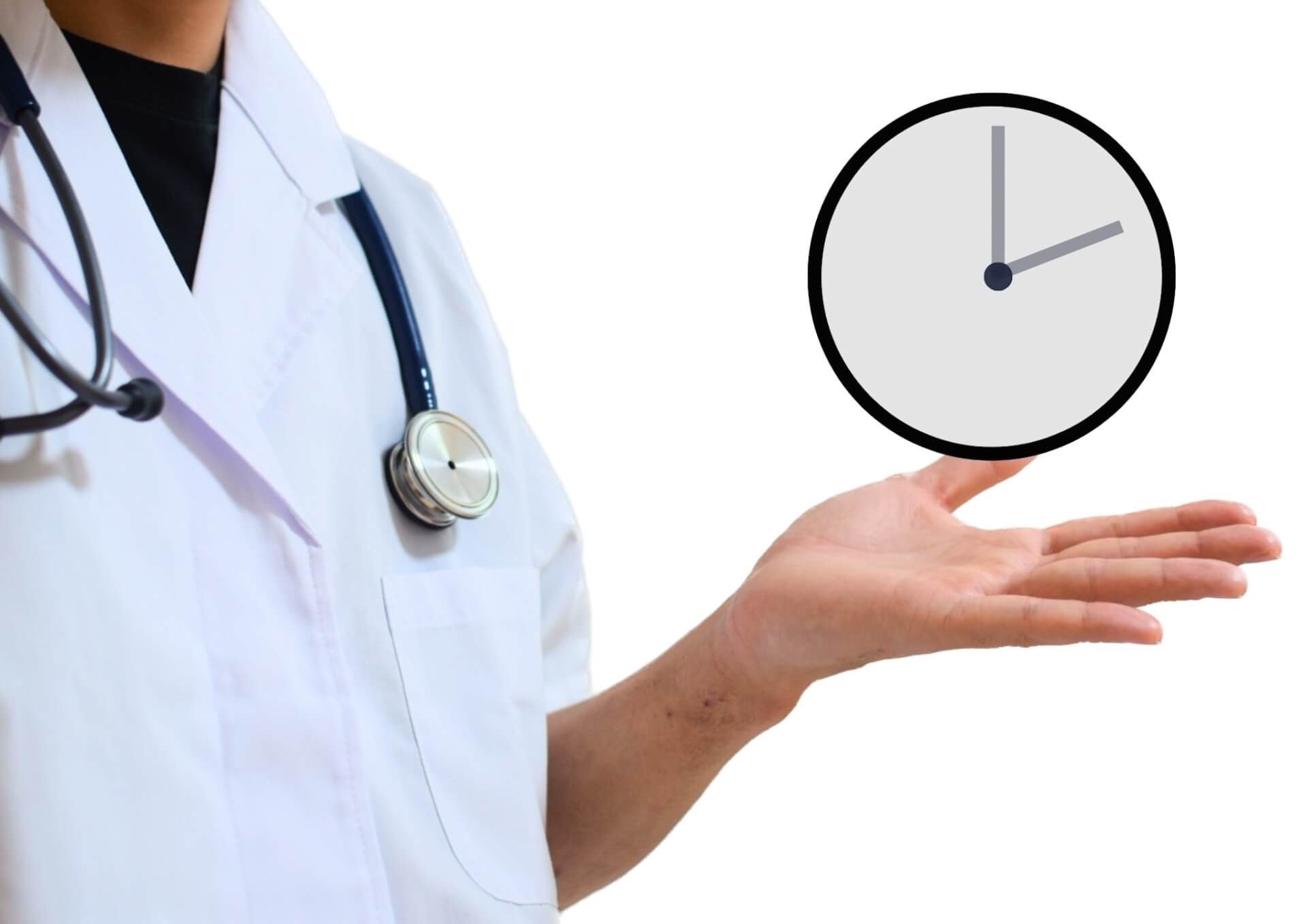 時間を管理するドクターの手